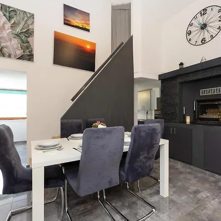 Stunning In * Kricke