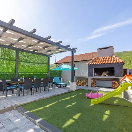 Holiday home Stunning In *